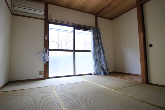 居室・リビング　※別部屋の写真です