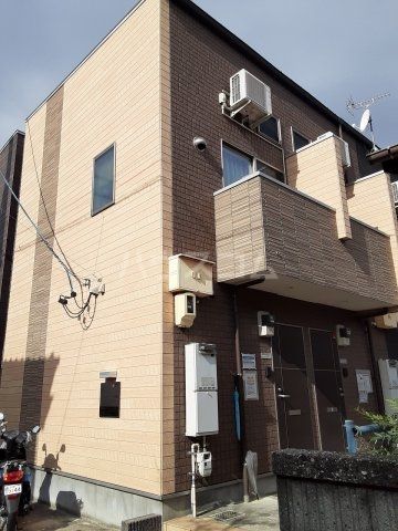 名古屋市中川区荒子町のアパートの建物外観