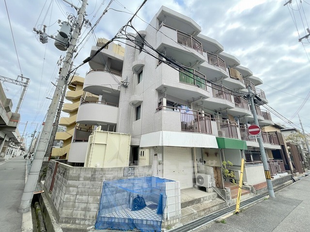 西宮市末広町のマンションの建物外観