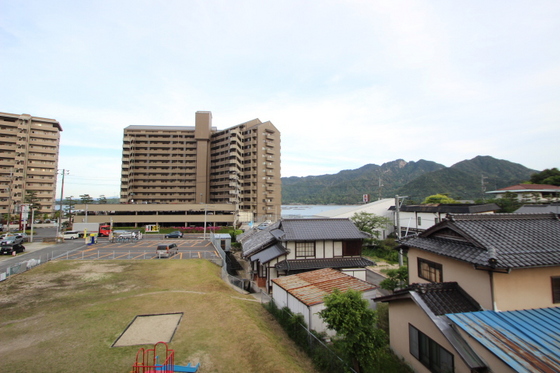 【廿日市市宮島口西のマンションの眺望】