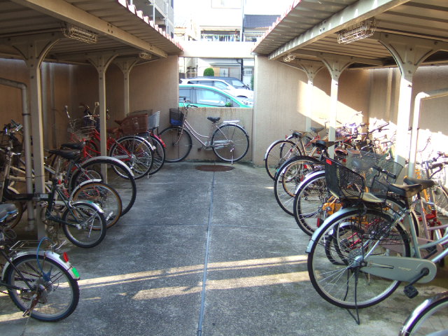 駐車場　駐輪場