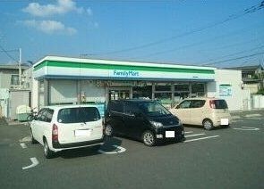 コンビニ　ファミリーマート梅満町店（コンビニ）まで378m