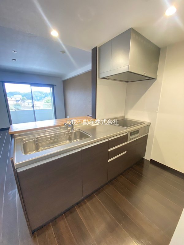 キッチン　別部屋写真の為イメージ。現況優先