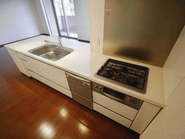 キッチン　★お部屋探しは株式会社タウンハウジング東京まで★