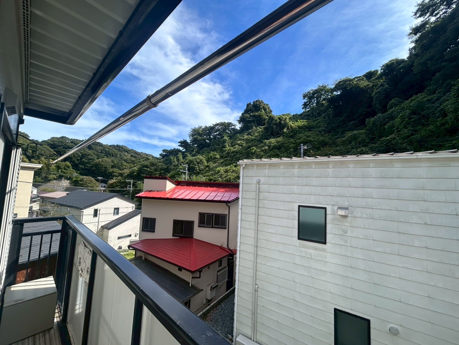 バルコニー　この地域ならではの、豊かな自然を感じて生活できる場所。