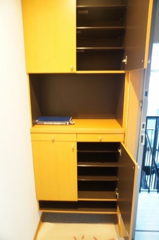 玄関　図面と現状に相違がある場合には現状を優先