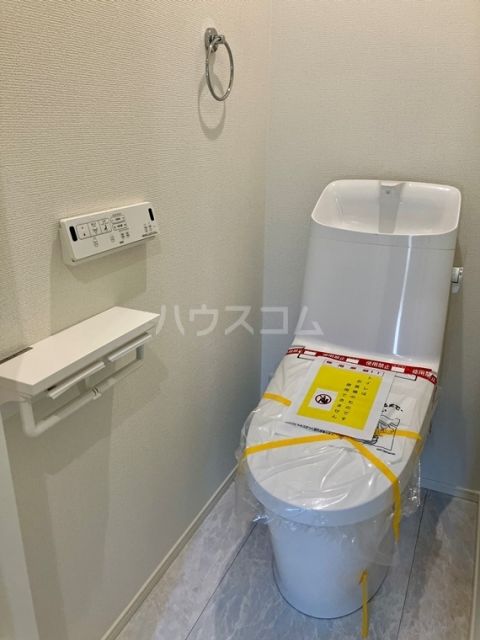 元福岡戸建のトイレ写真