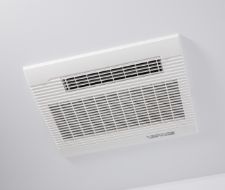 バス・シャワールーム　浴室換気乾燥機