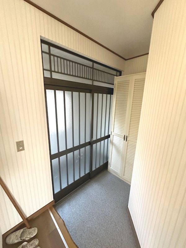 玄関　大容量の玄関収納付き