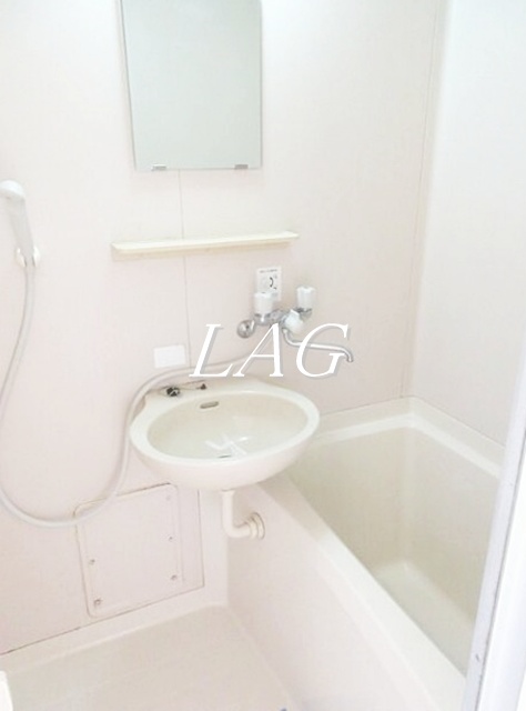 バス・シャワールーム　お風呂です。