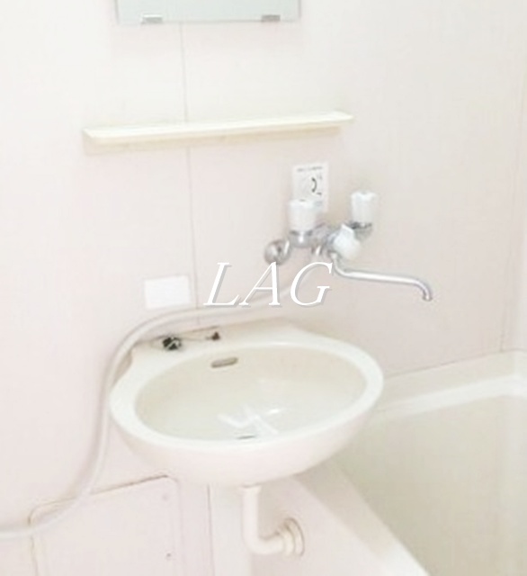 洗面設備　洗面台です。