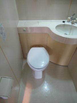 　トイレ　トイレ