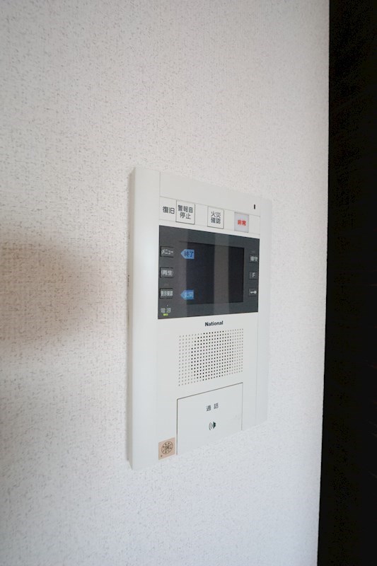 セキュリティ　モニター付きインターホン