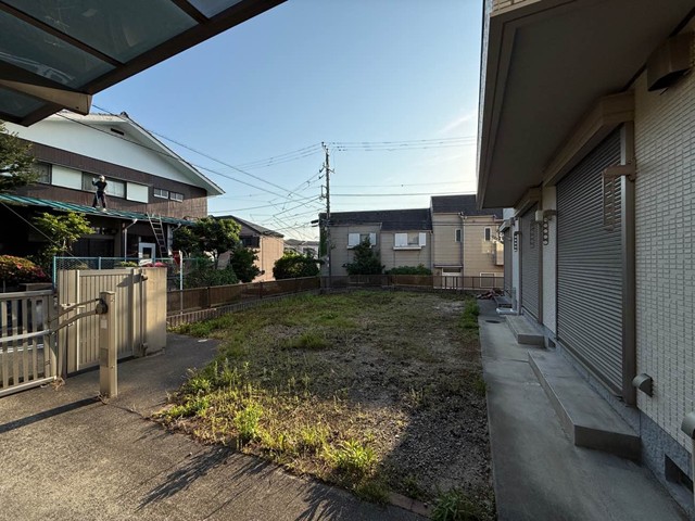 庭　南向きの専用庭です！広々としたお庭でゆったり過ごしたり、ガー
