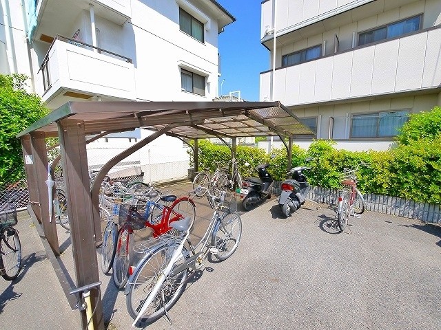 その他共有部分　自転車置場です。