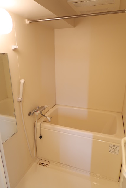 バス・シャワールーム　※別室参照写真