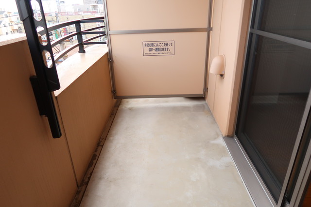 バルコニー　※別室参照写真