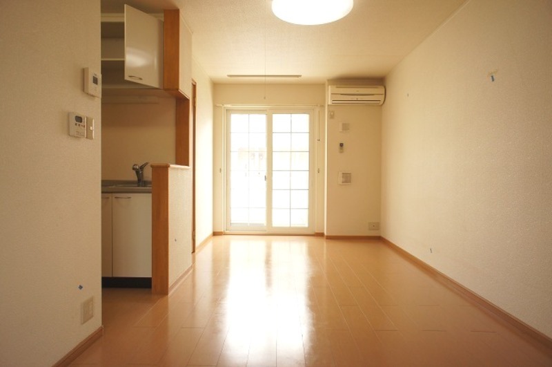 居室・リビング　図面と現状に相違がある場合には現状を優先