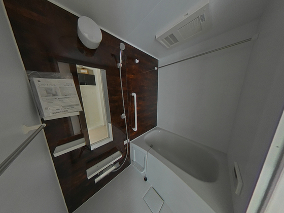 バス・シャワールーム　※別部屋の写真です