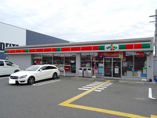 コンビニ　サンクス高槻朝日町店（コンビニ）まで563m