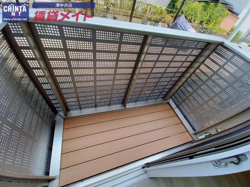 バルコニー　別部屋同タイプ