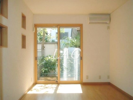 居室・リビング　洋室のお部屋です。