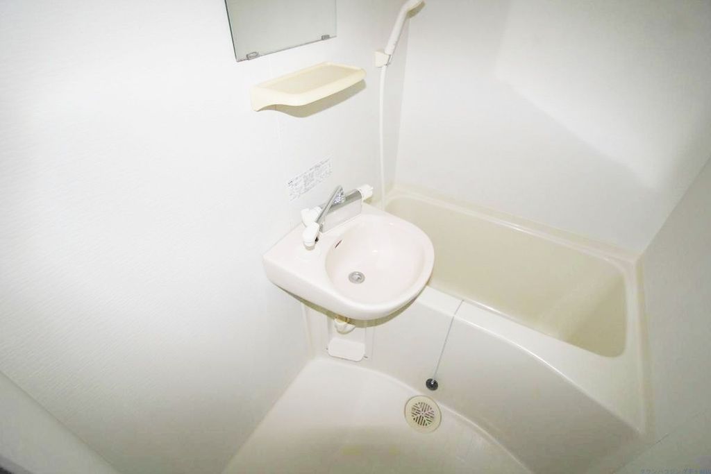バス・シャワールーム　バス