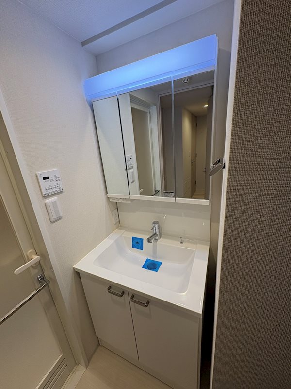 洗面設備　※参考写真