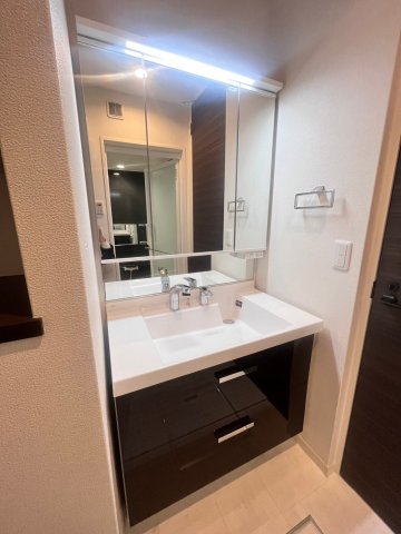 洗面設備　別号室の画像です。ご参考下さい