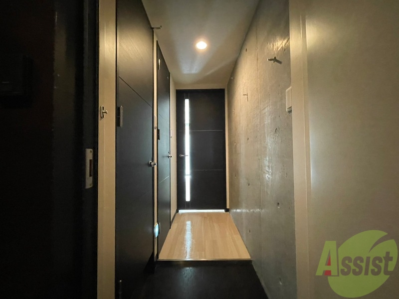 玄関　玄関の様子です。明るい印象ですね。気分もあがりそう。