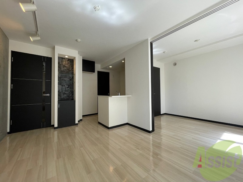 居室・リビング　広くてキレイなお部屋が広がっていて、充実した生活が送れそう。