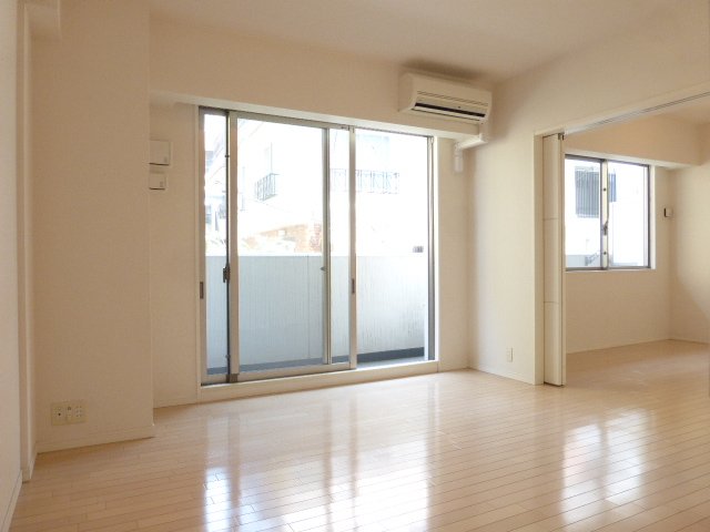 居室・リビング　居室