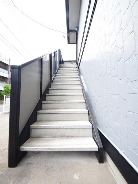 エントランス　★★共用階段★★