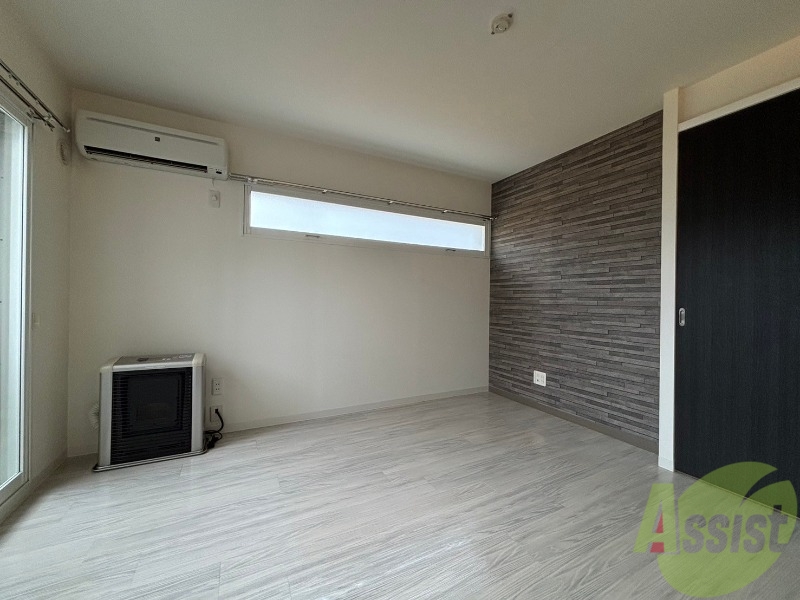 居室・リビング　広くてキレイなお部屋が広がっていて、充実した生活が送れそう。