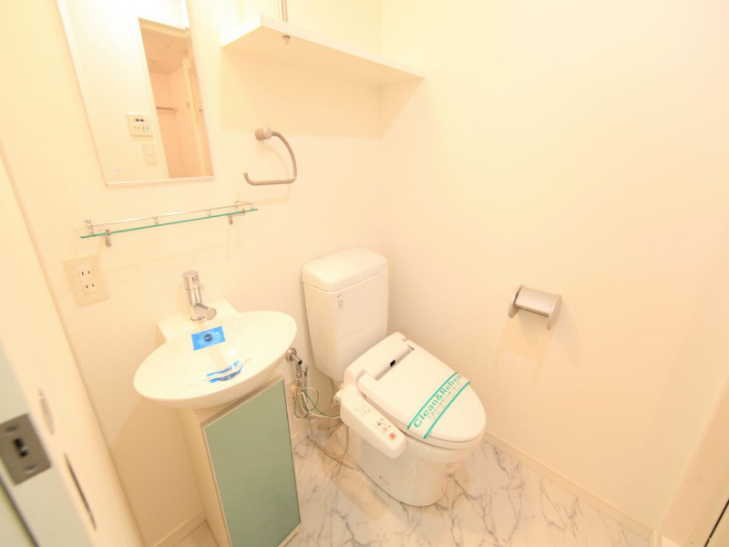 洗面設備　脱衣所　オシャレな独立洗面台