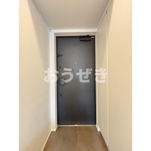 玄関　※同仕様参考写真