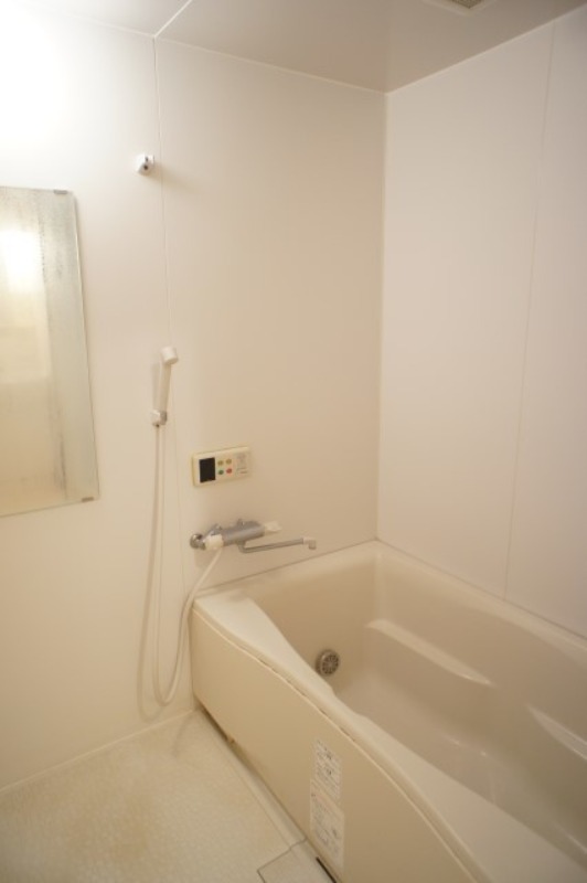 バス・シャワールーム　図面と現状に相違がある場合には現状を優先