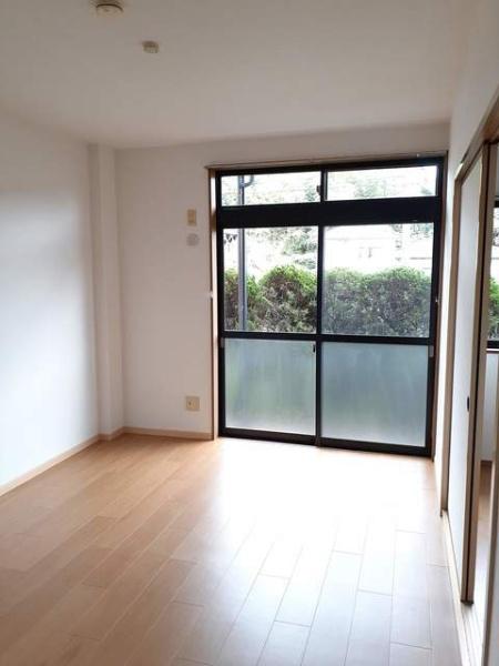 居室・リビング　※現況優先となります。