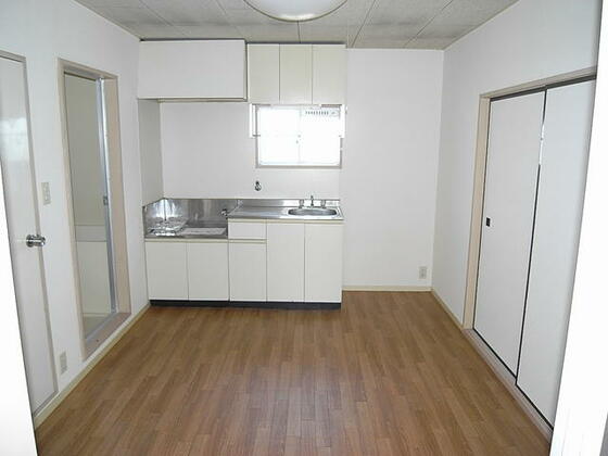 居室・リビング　※別部屋参考写真