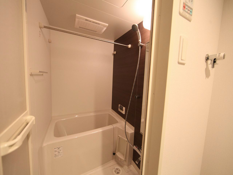 バス・シャワールーム　高温さし湯　浴室暖房乾燥機　オートバス　24時間換気付お風呂