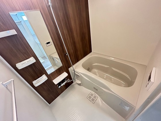 バス・シャワールーム　※別部屋の写真です