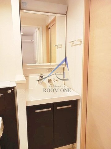 洗面設備　洗面台です。