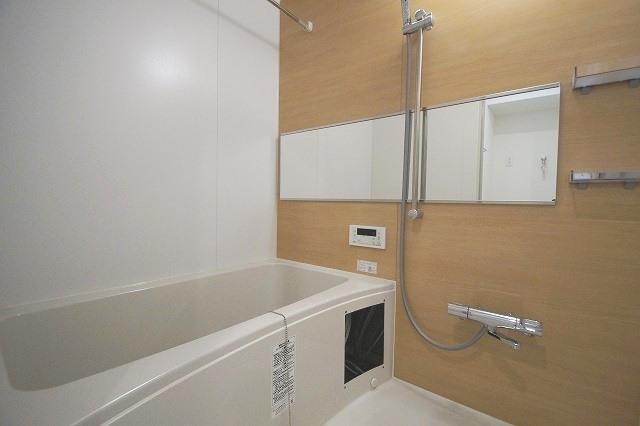 バス・シャワールーム　別号室イメージ