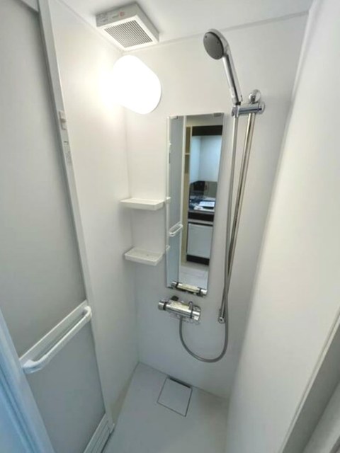 バス・シャワールーム　シャワールーム