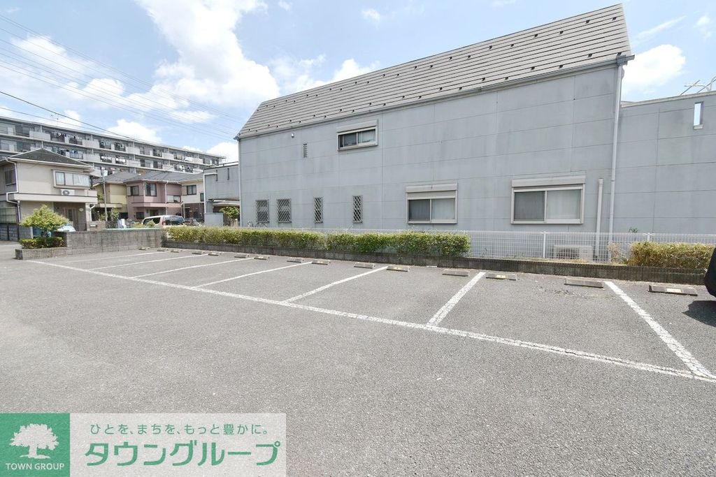 駐車場　駐車場