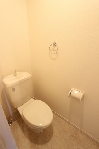 トイレ　写真はイメージです。 色使用は現況優先となります。