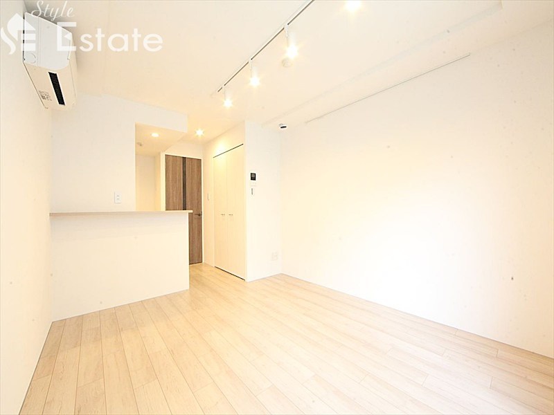 居室・リビング　内装