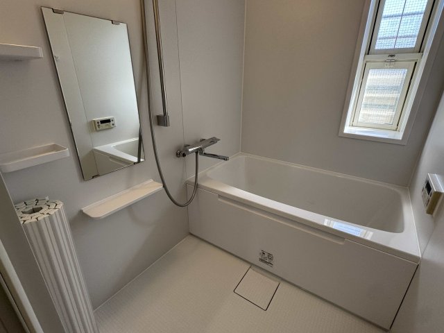 バス・シャワールーム　ゆったり過ごせるお風呂です