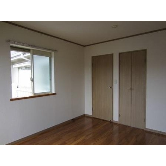 居室・リビング　ゆったり過ごせる居間です