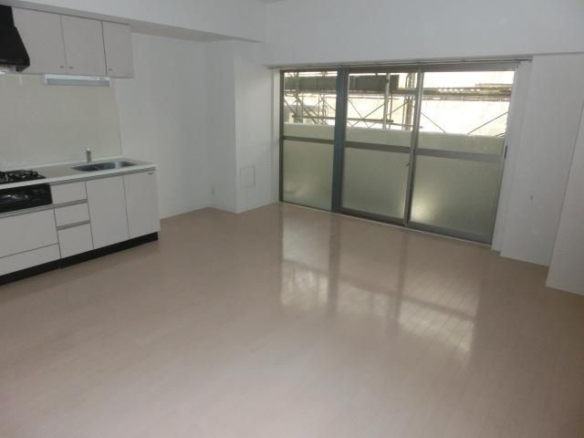 居室・リビング　★開放感あふれるリビングです★